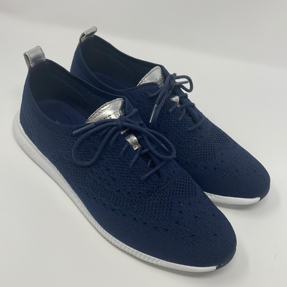 Cole Haan  2.ZeroGrand Navy Blue size 8.5